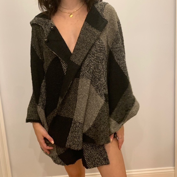 Urban Outfitters Pattern Jacket Sweater XS - Picture 2 of 4